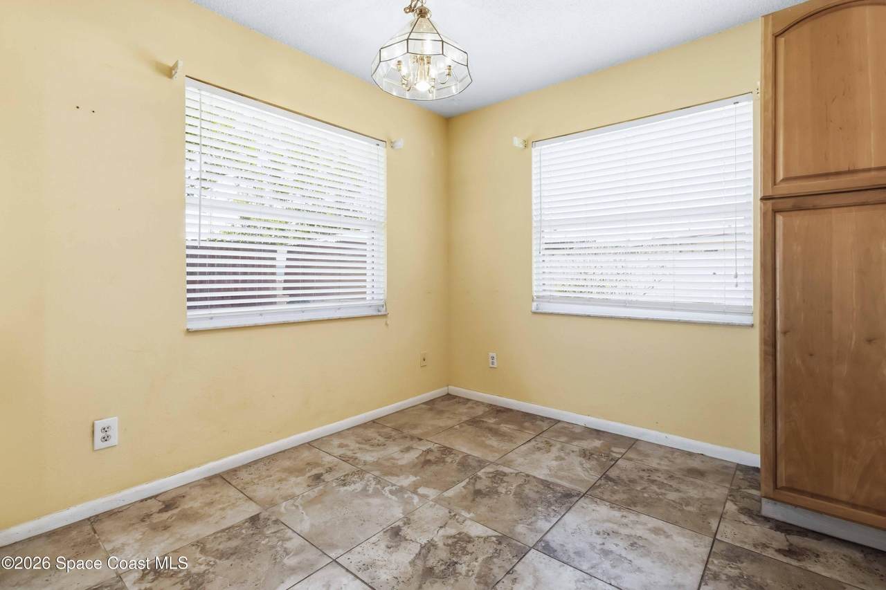 https://bt-photos.global.ssl.fastly.net/spacecoast/1280_boomver_1_1076542-2.jpg