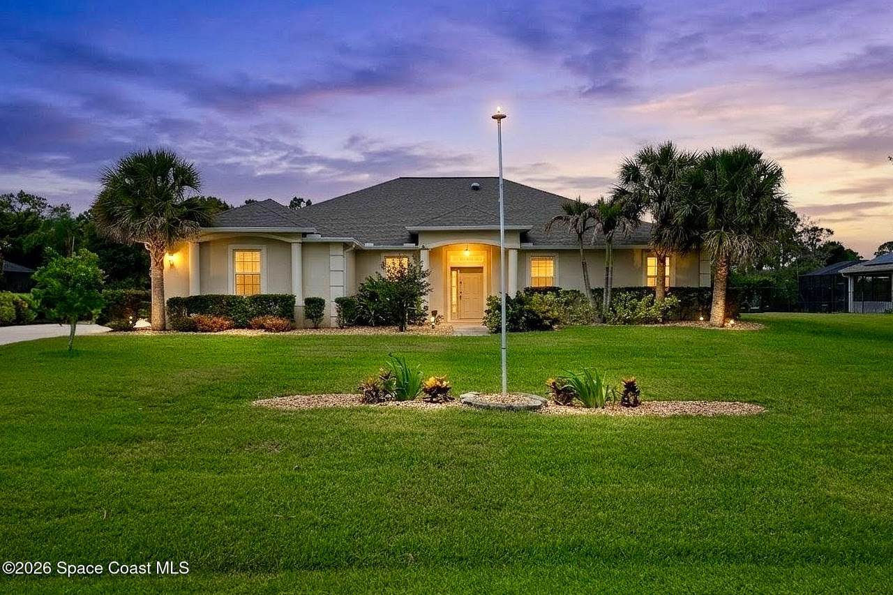 4239 Gardenwood Circle - Photo 1