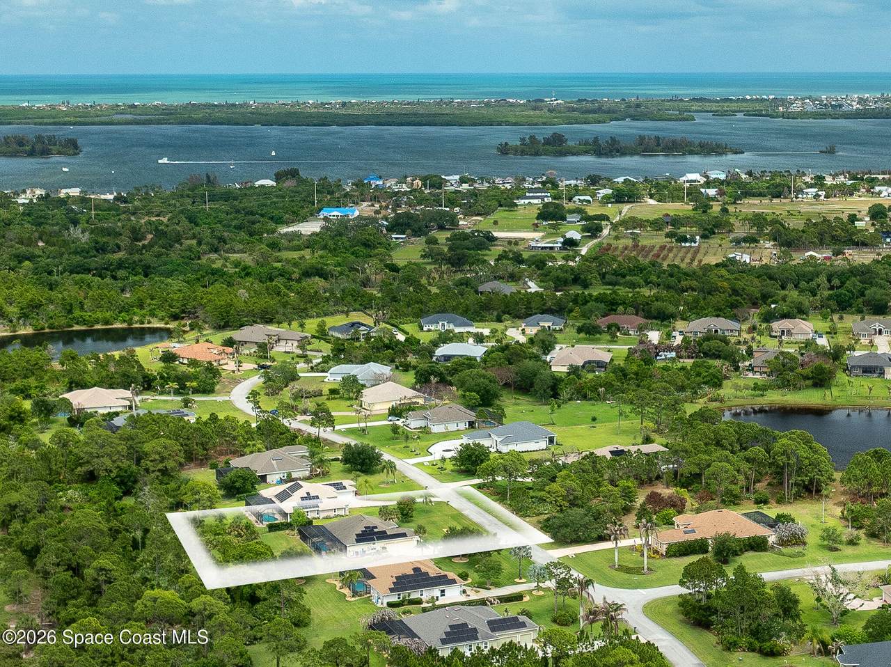 https://bt-photos.global.ssl.fastly.net/spacecoast/1280_boomver_1_1076591-2.jpg