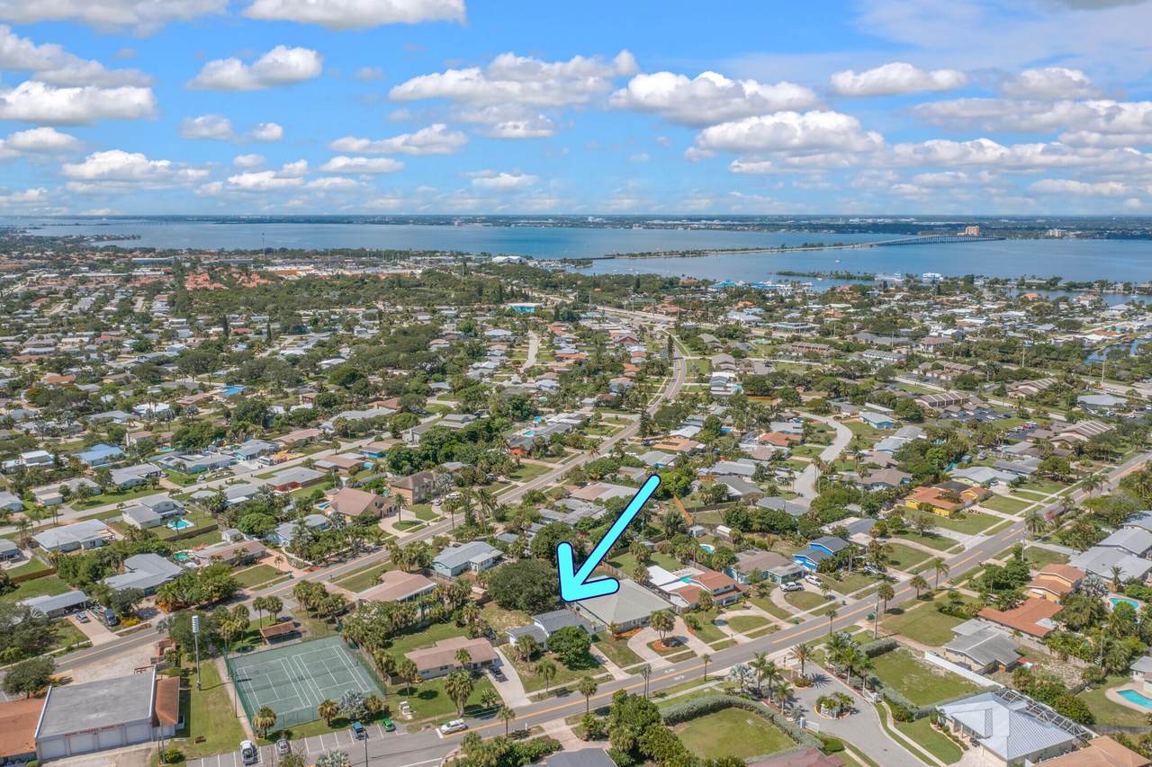 https://bt-photos.global.ssl.fastly.net/spacecoast/1280_boomver_1_1076628-2.jpg