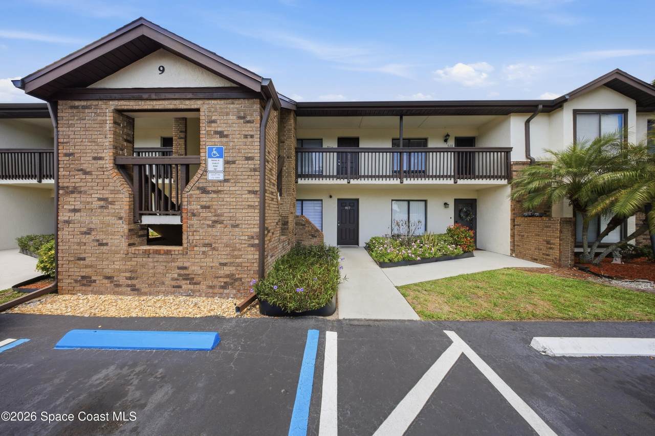 1515 Huntington Lane - Photo 1
