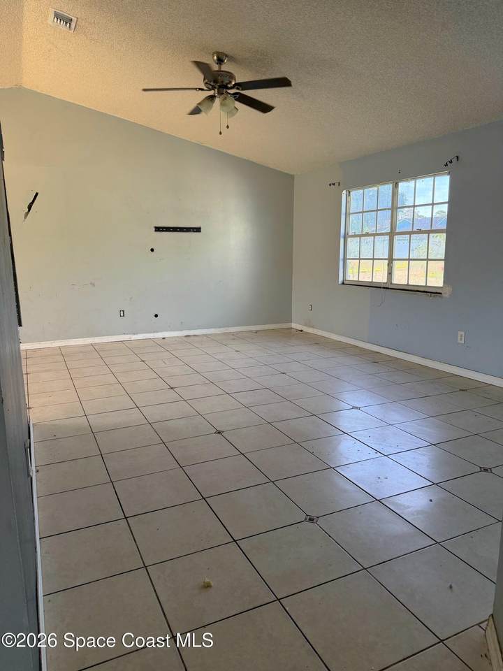 https://bt-photos.global.ssl.fastly.net/spacecoast/1280_boomver_1_1076650-2.jpg