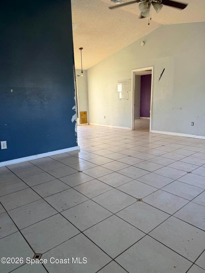 https://bt-photos.global.ssl.fastly.net/spacecoast/1280_boomver_1_1076650-2.jpg