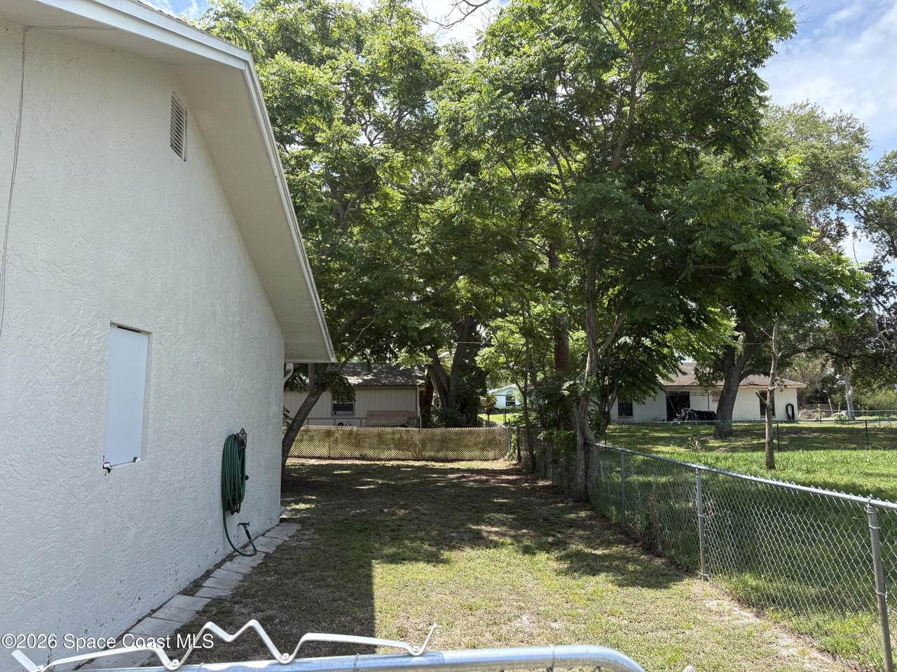 https://bt-photos.global.ssl.fastly.net/spacecoast/1280_boomver_1_1076658-2.jpg