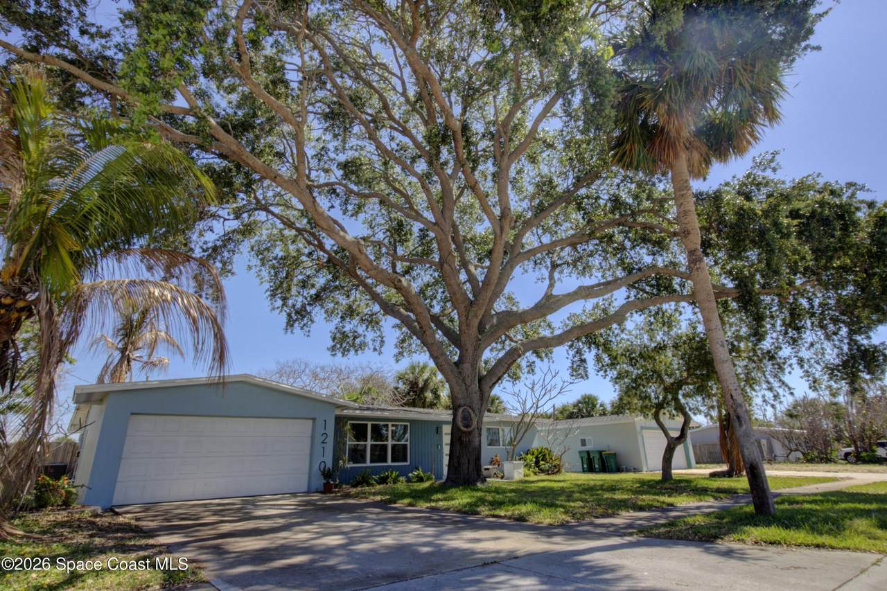https://bt-photos.global.ssl.fastly.net/spacecoast/1280_boomver_1_1076728-2.jpg