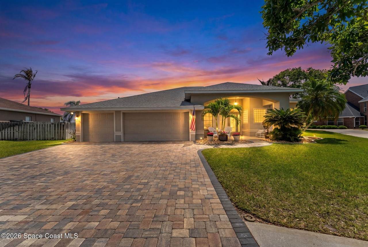 122 Windward Way - Photo 1