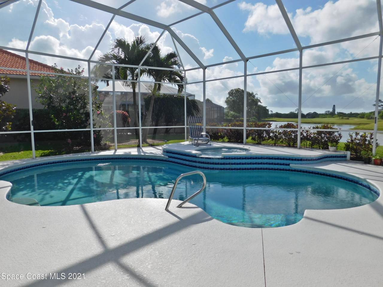 https://bt-photos.global.ssl.fastly.net/spacecoast/1280_boomver_1_1076977-2.jpg
