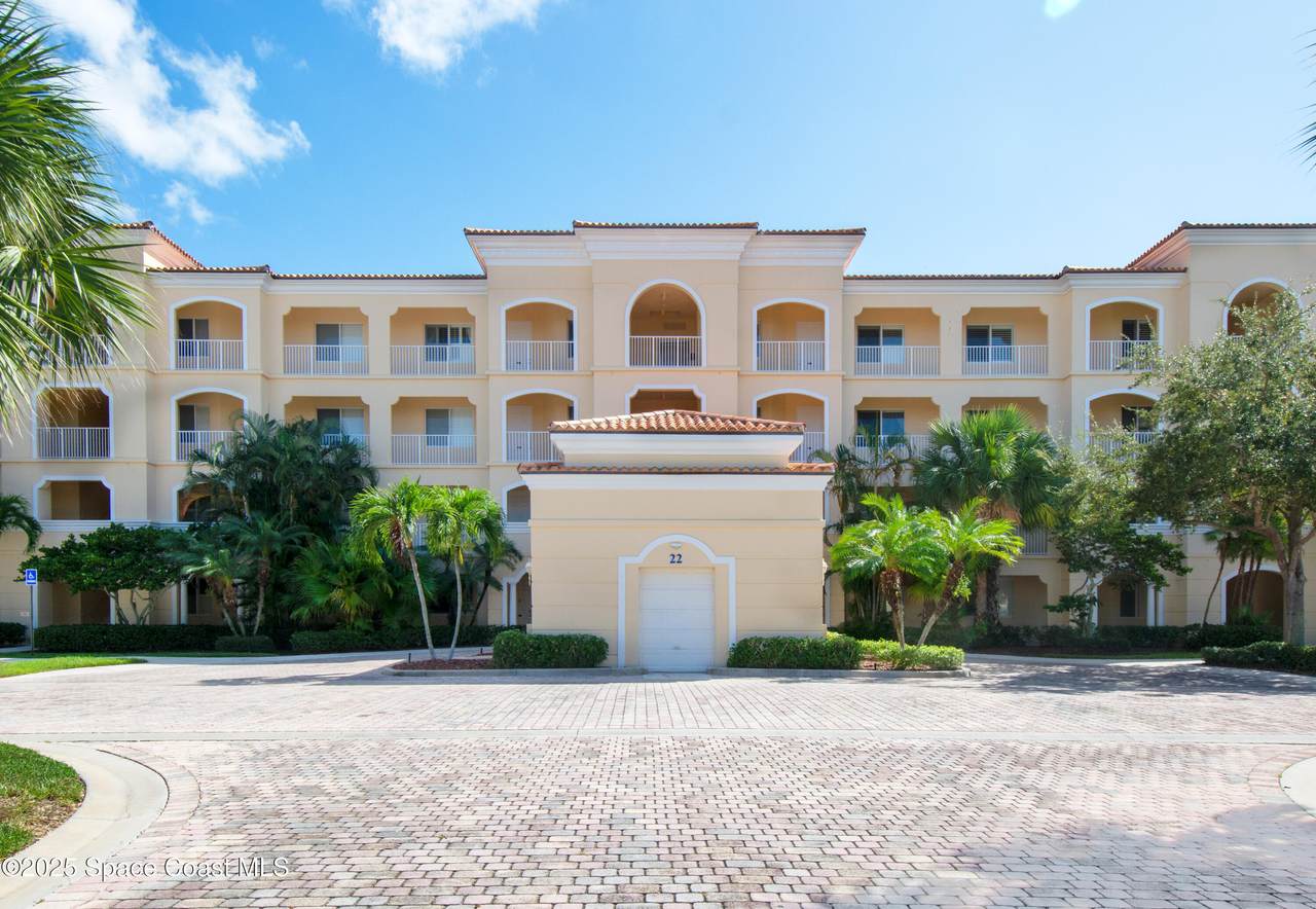22 Harbour Isle Drive - Photo 1