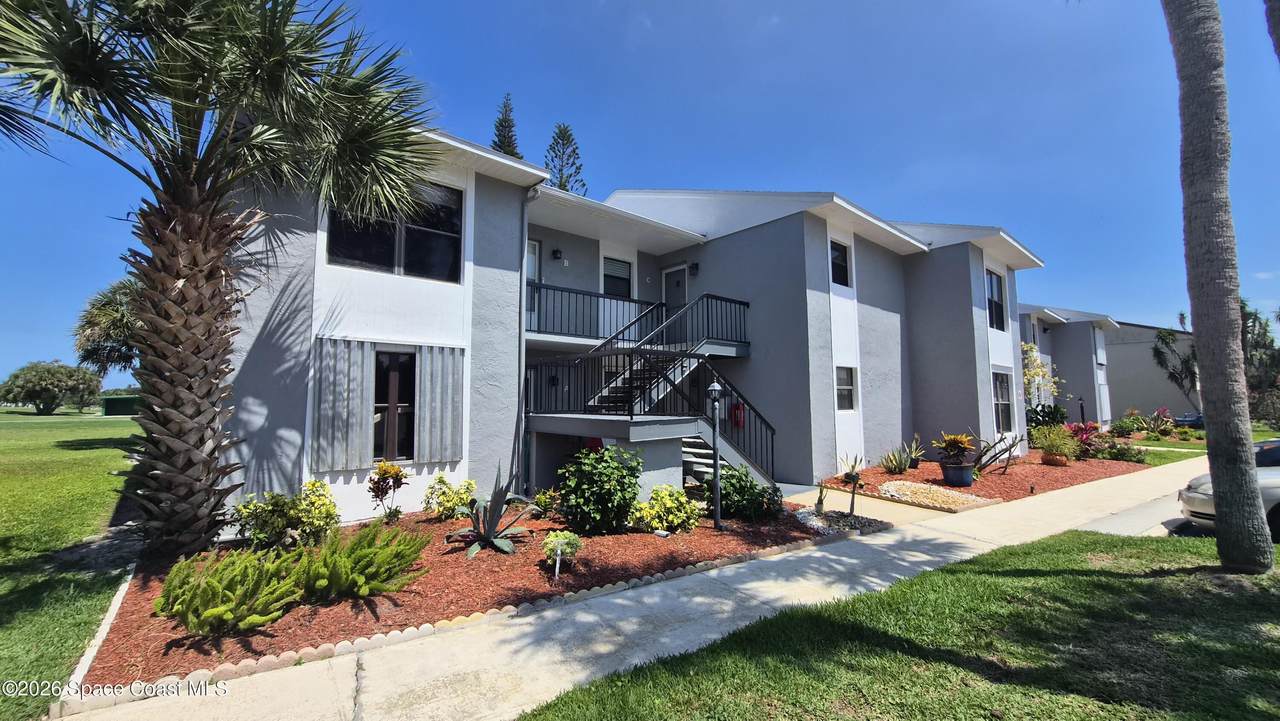 2801 Sand Trap Lane - Photo 1