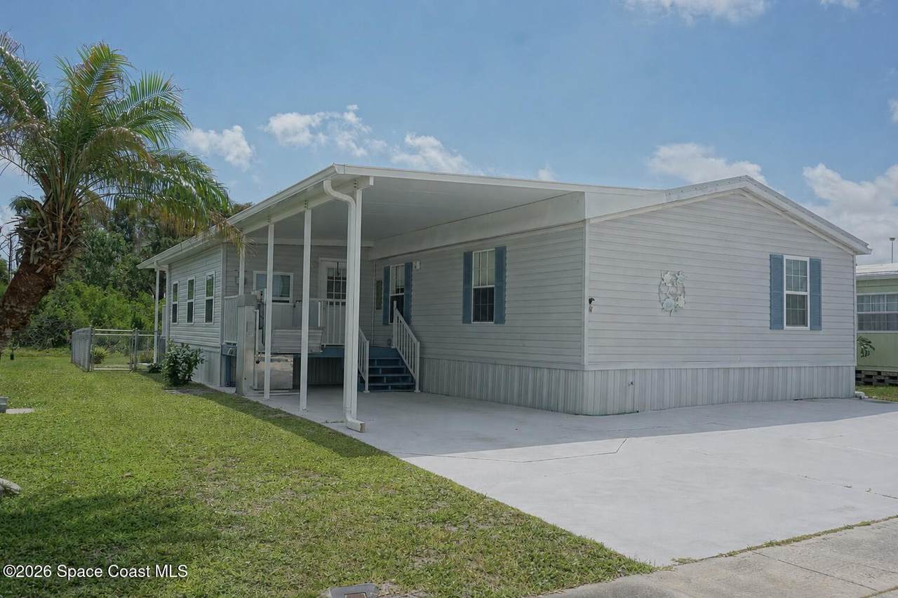 1819 Seagrape Street - Photo 1