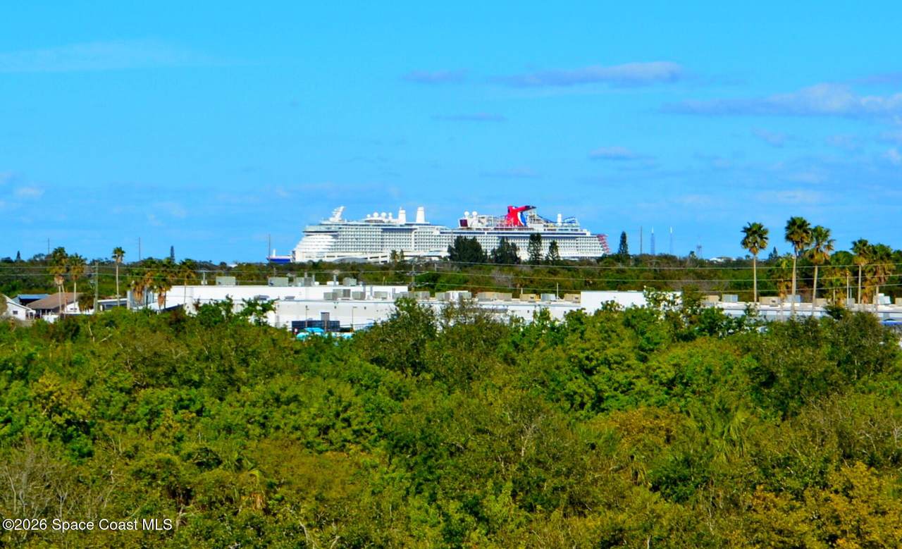 https://bt-photos.global.ssl.fastly.net/spacecoast/1280_boomver_1_1077700-2.jpg