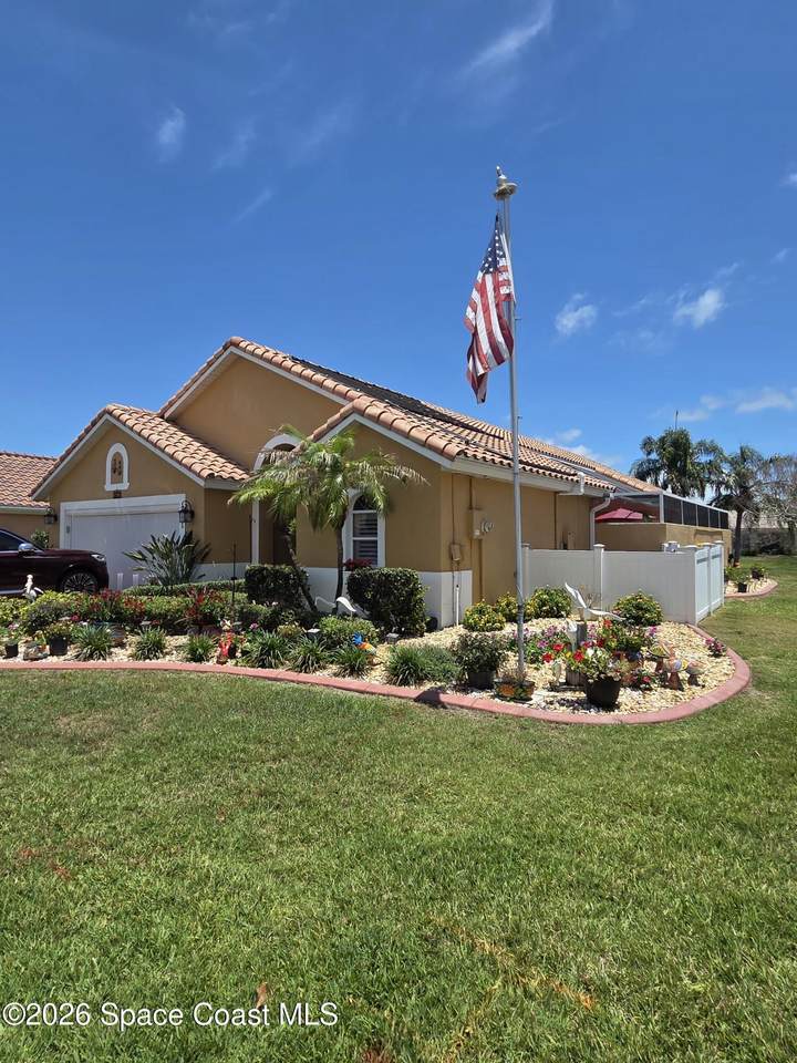 https://bt-photos.global.ssl.fastly.net/spacecoast/1280_boomver_1_1077755-2.jpg