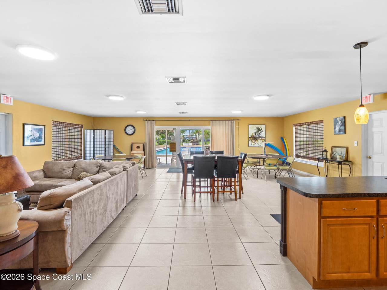 https://bt-photos.global.ssl.fastly.net/spacecoast/1280_boomver_1_1077835-2.jpg