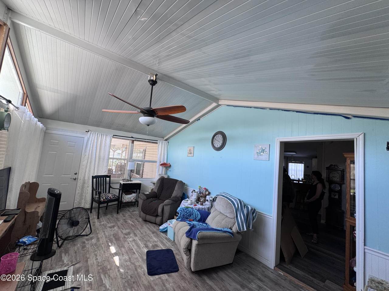 https://bt-photos.global.ssl.fastly.net/spacecoast/1280_boomver_1_1077870-2.jpg