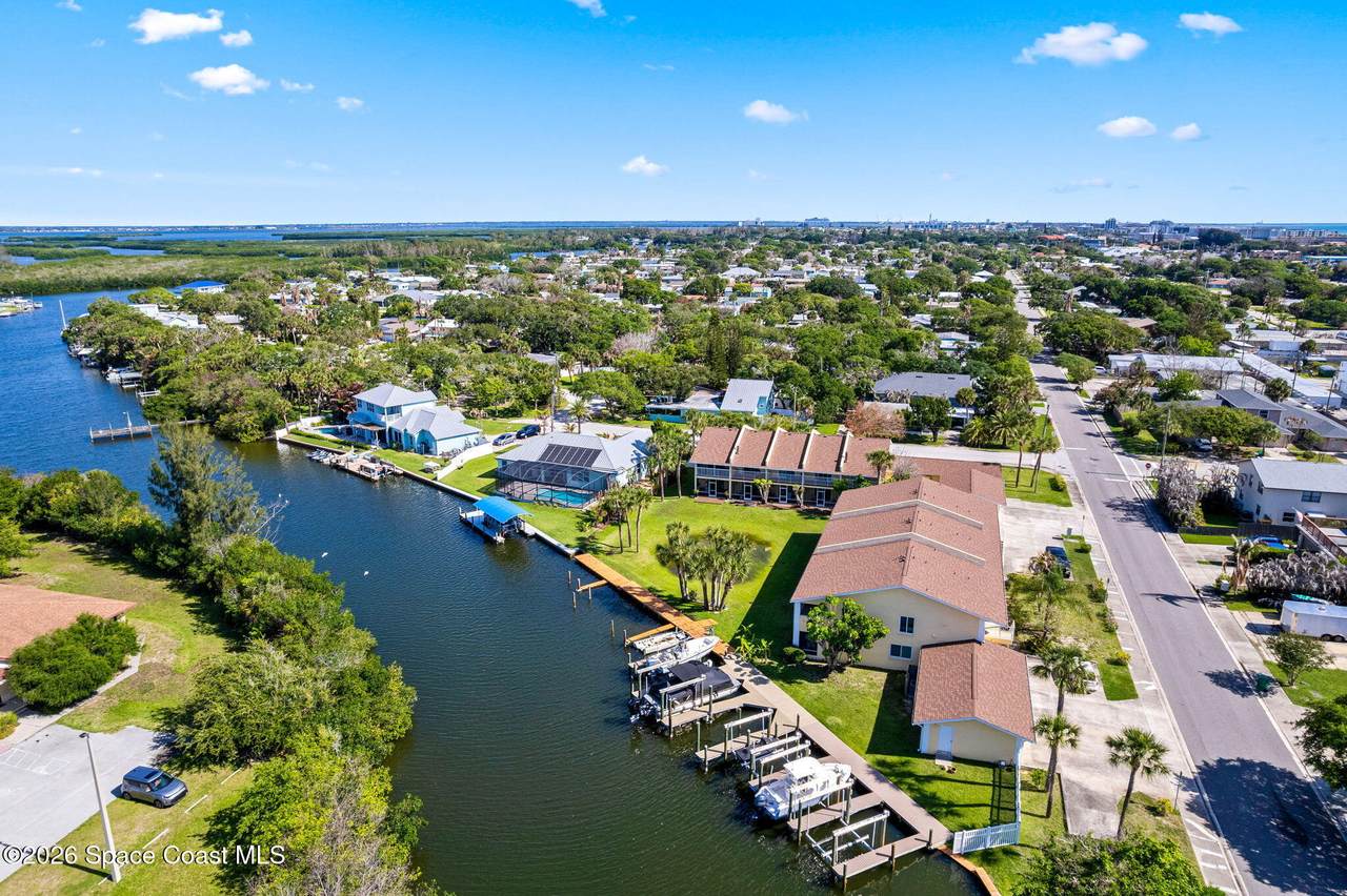 https://bt-photos.global.ssl.fastly.net/spacecoast/1280_boomver_1_1077942-2.jpg