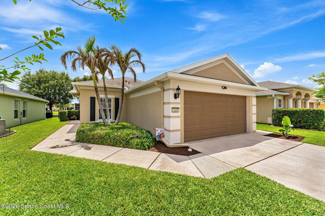 https://bt-photos.global.ssl.fastly.net/spacecoast/1280_boomver_1_1077996-2.jpg