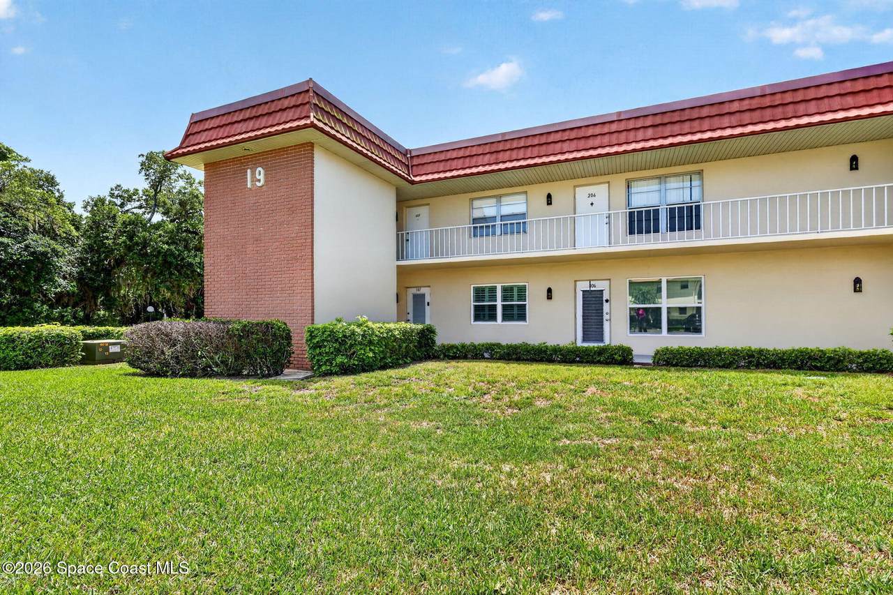https://bt-photos.global.ssl.fastly.net/spacecoast/1280_boomver_1_1078088-2.jpg