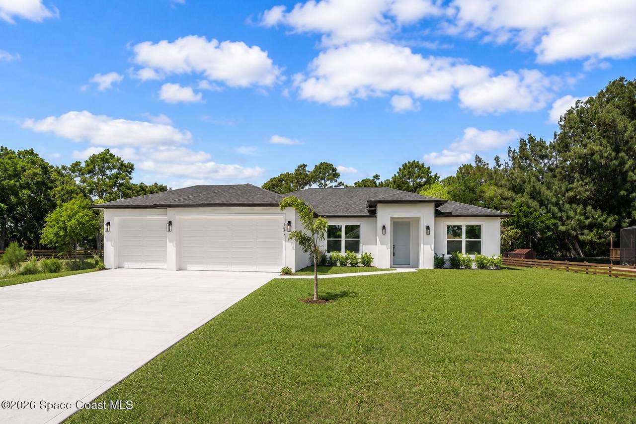 1118 Moon Street - Photo 1