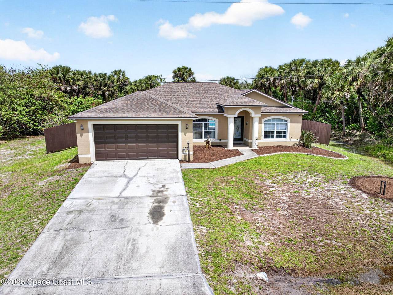 https://bt-photos.global.ssl.fastly.net/spacecoast/1280_boomver_1_1078196-2.jpg