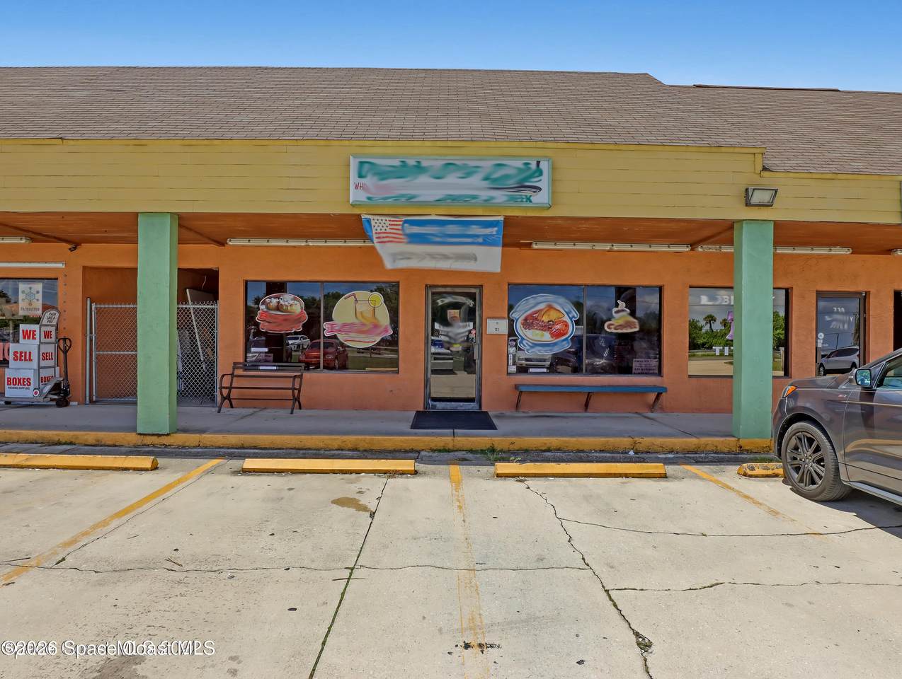 722 West Avenue - Photo 1