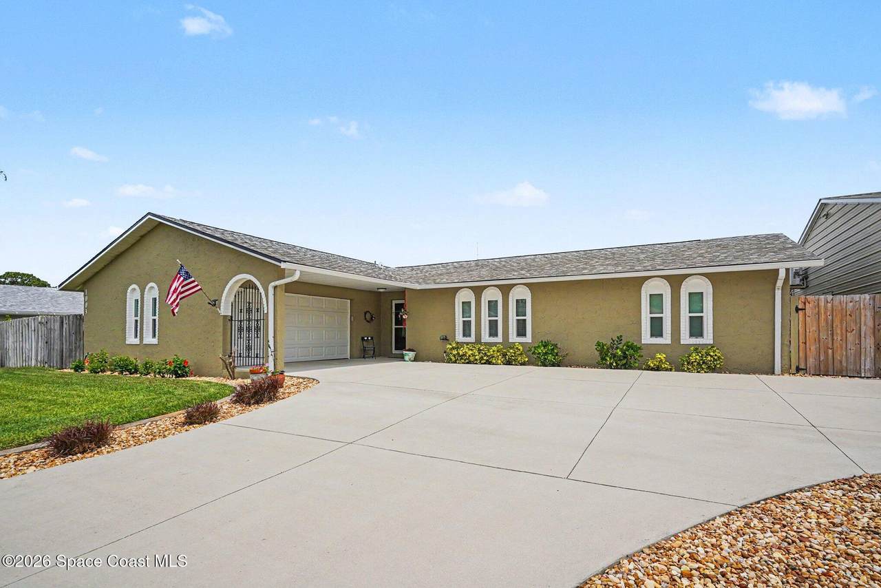 https://bt-photos.global.ssl.fastly.net/spacecoast/1280_boomver_1_1078444-2.jpg