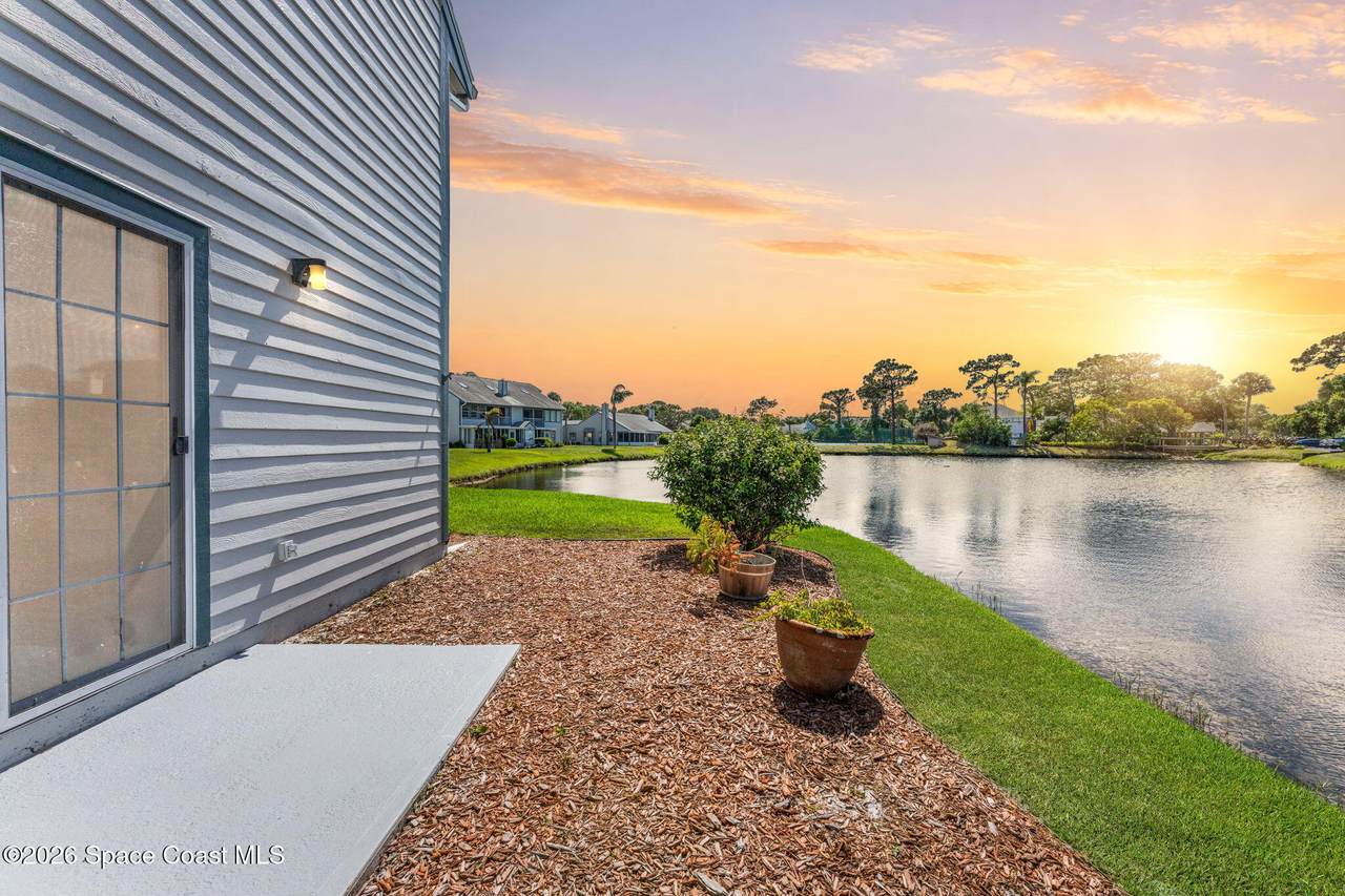 4680 Lake Waterford Way - Photo 1