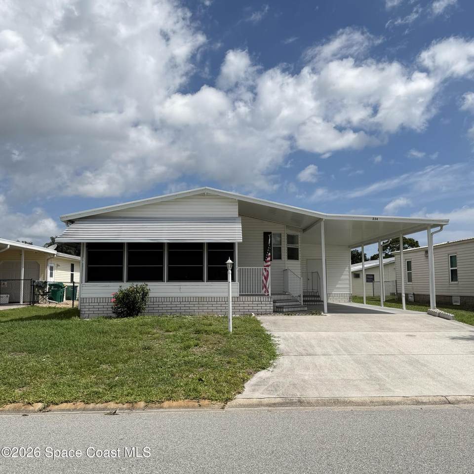 334 Macadamia Drive - Photo 1