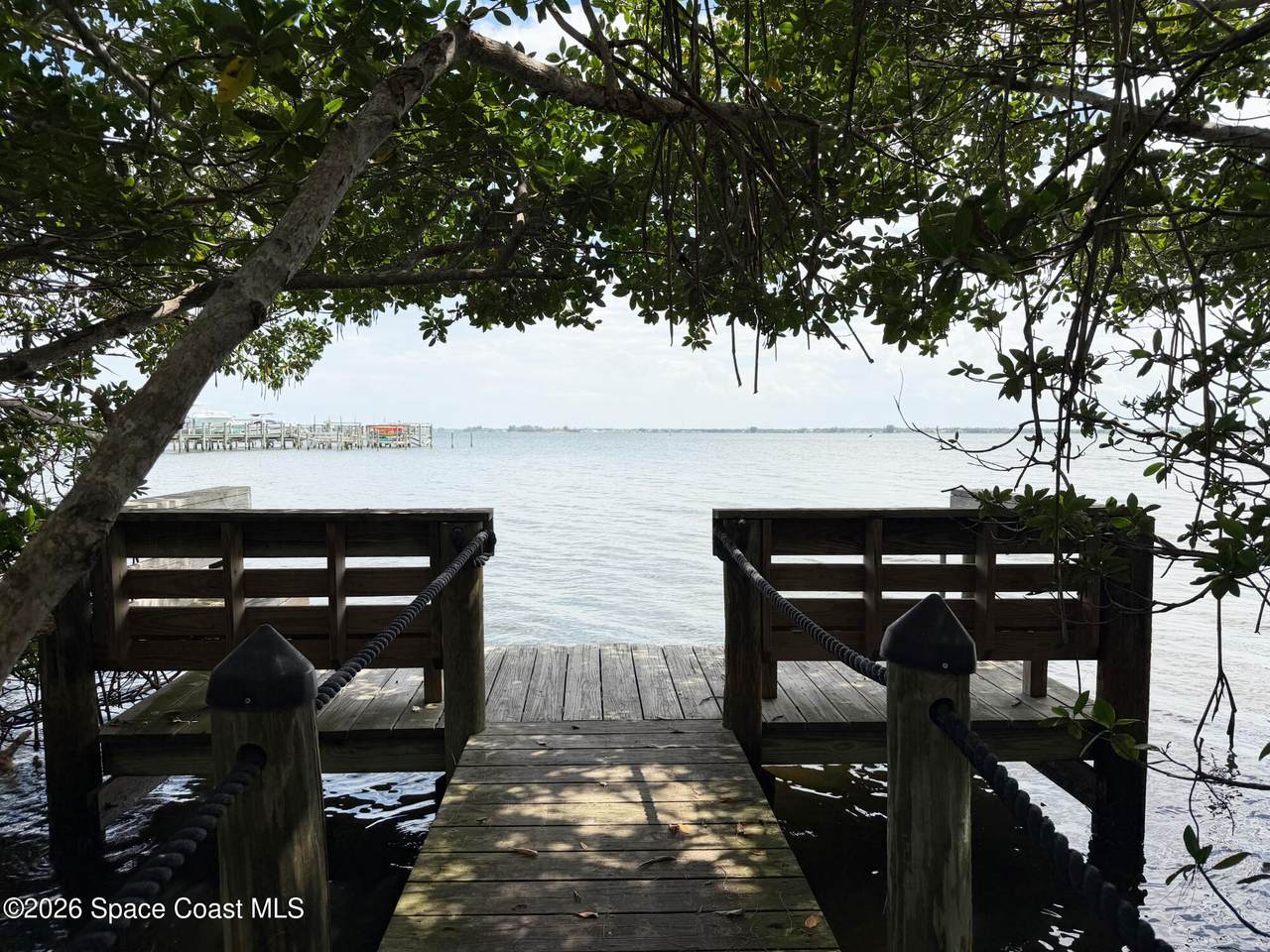 https://bt-photos.global.ssl.fastly.net/spacecoast/1280_boomver_1_1078711-2.jpg