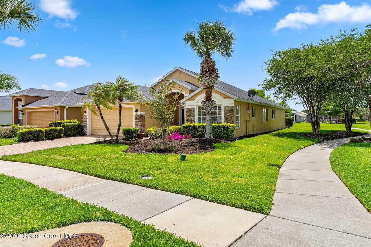 https://bt-photos.global.ssl.fastly.net/spacecoast/1280_boomver_1_1078732-2.jpg