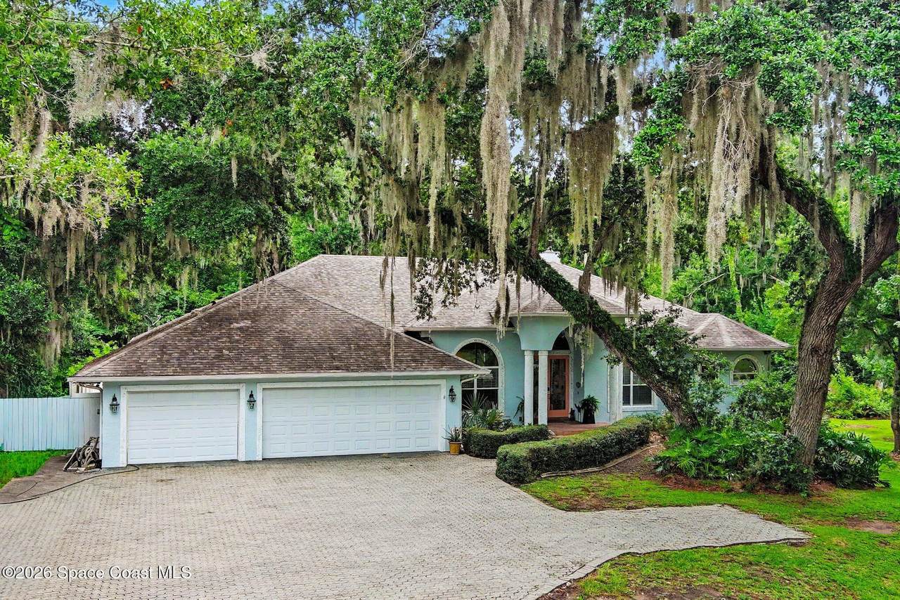 https://bt-photos.global.ssl.fastly.net/spacecoast/1280_boomver_1_1078892-2.jpg