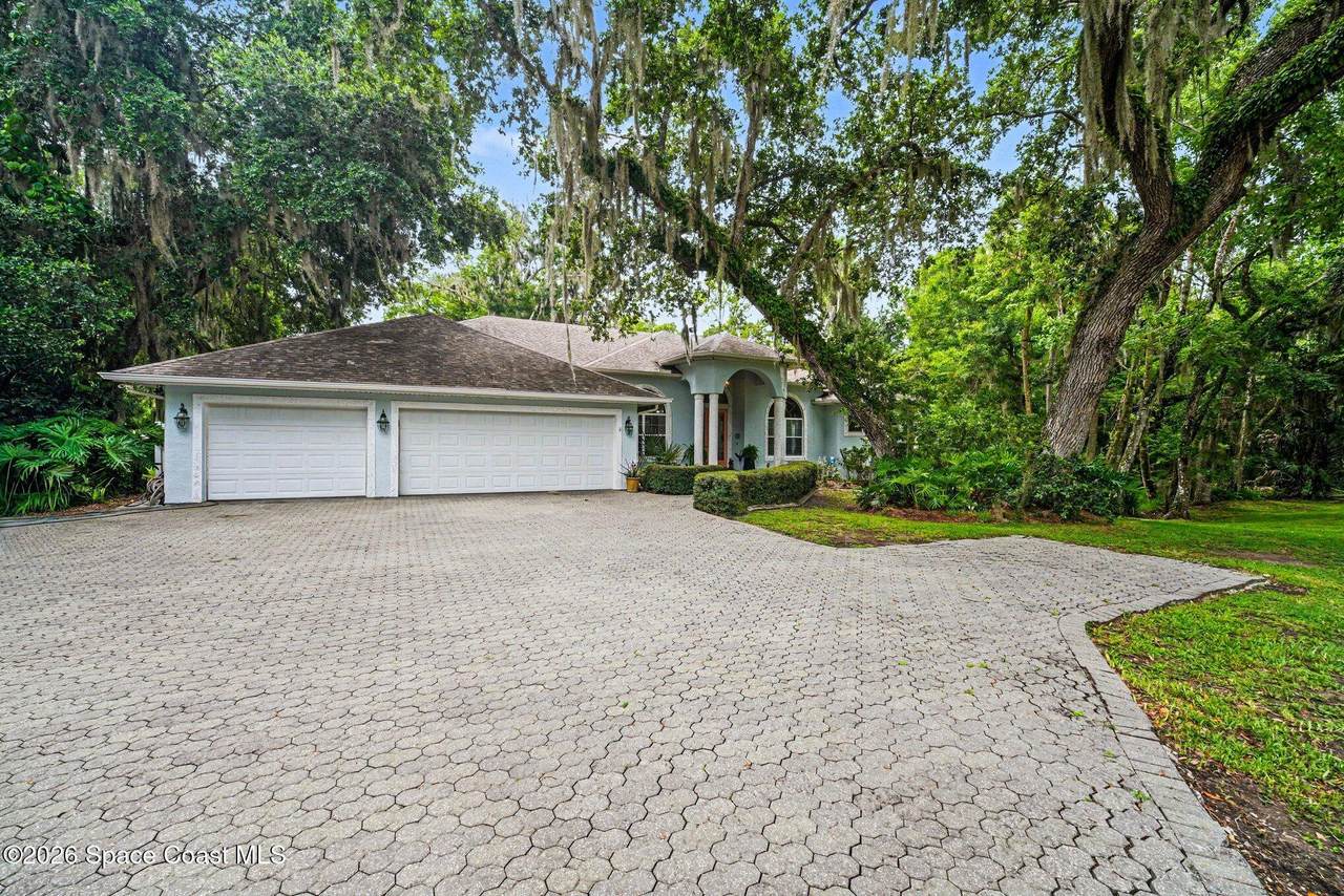 https://bt-photos.global.ssl.fastly.net/spacecoast/1280_boomver_1_1078892-2.jpg