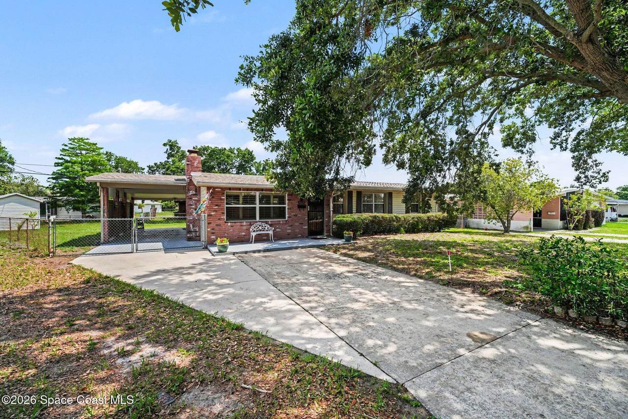 1218 Vassar Lane - Photo 1