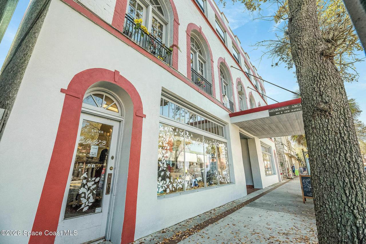909 New Haven Avenue - Photo 1