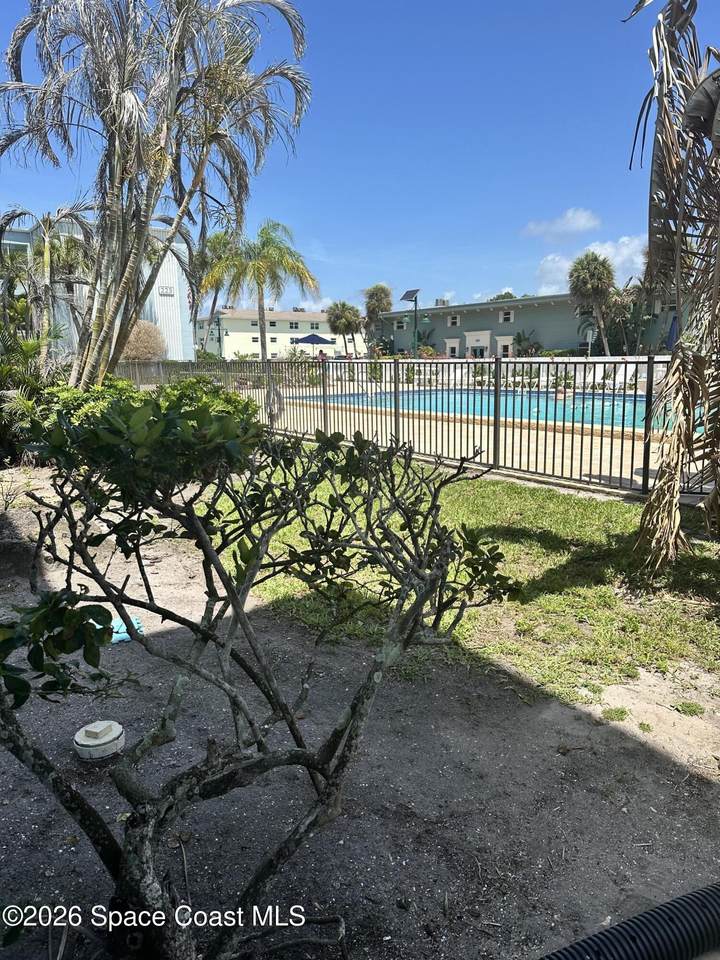 https://bt-photos.global.ssl.fastly.net/spacecoast/1280_boomver_2_1079167-2.jpg