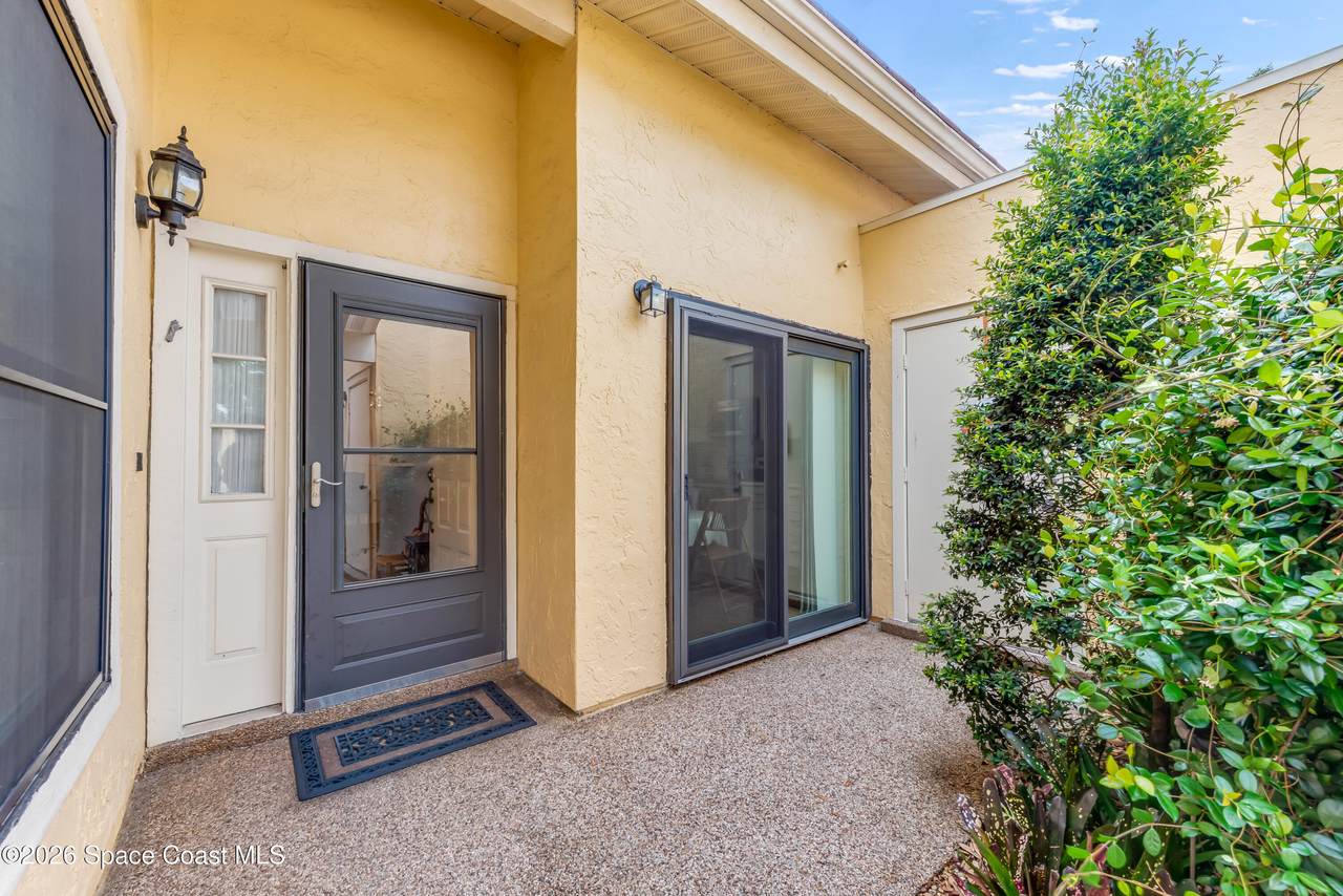 https://bt-photos.global.ssl.fastly.net/spacecoast/1280_boomver_1_1079175-2.jpg