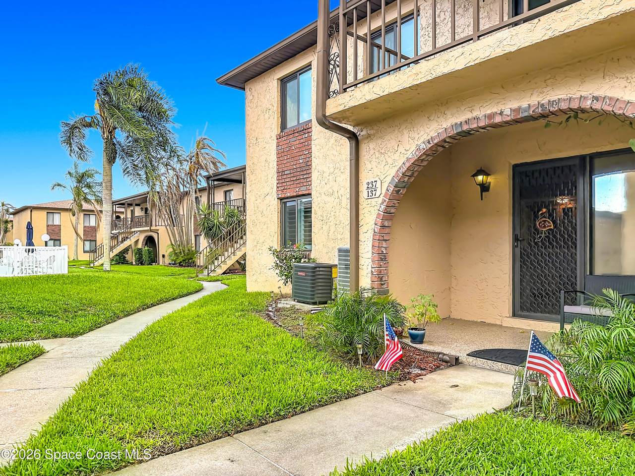 https://bt-photos.global.ssl.fastly.net/spacecoast/1280_boomver_1_1079243-2.jpg