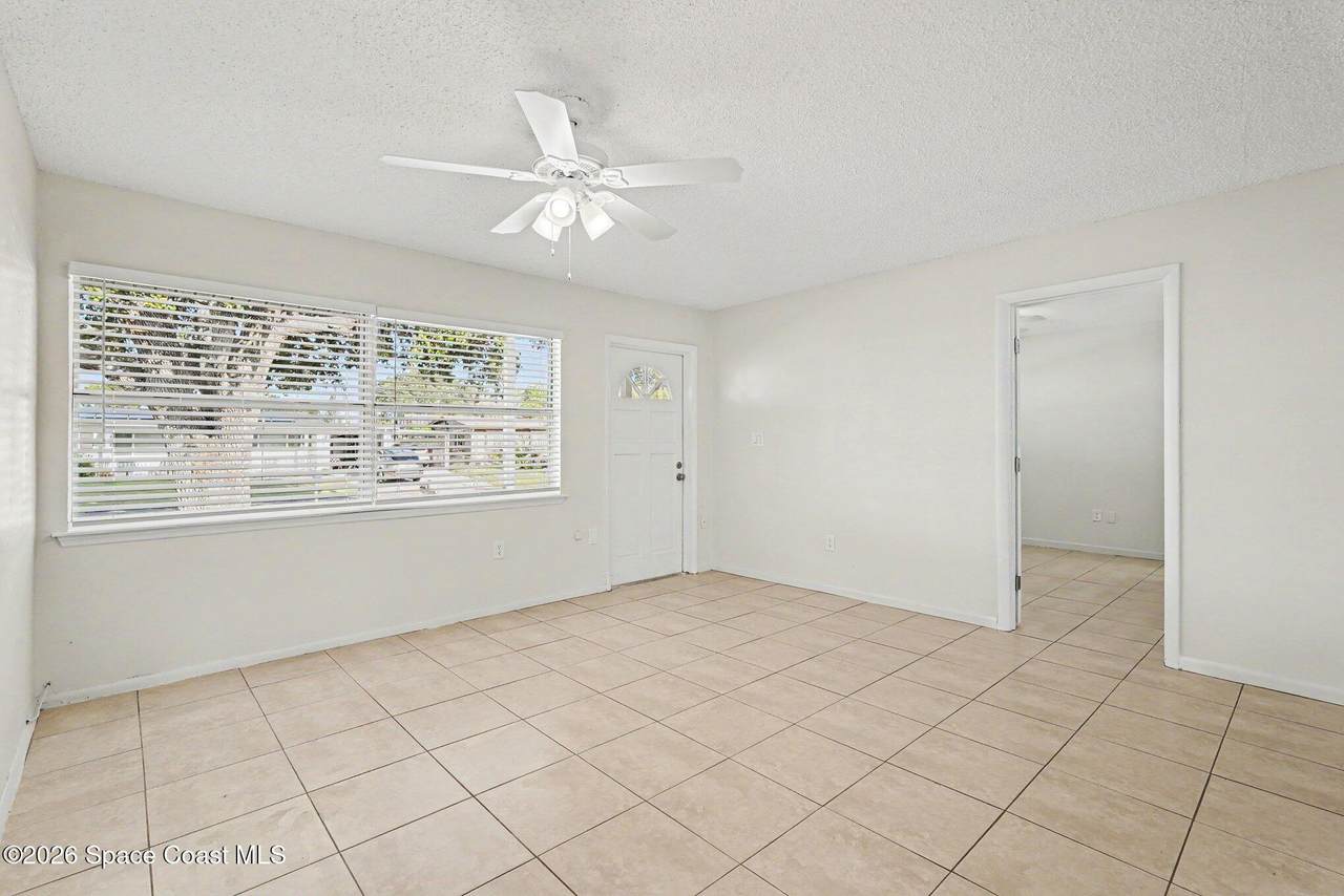 https://bt-photos.global.ssl.fastly.net/spacecoast/1280_boomver_1_1079393-2.jpg