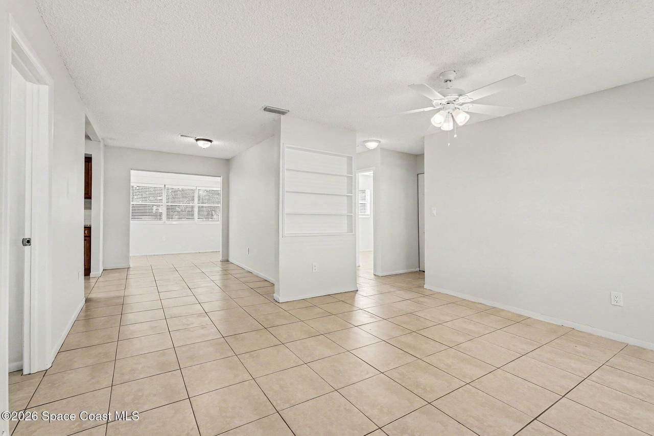 https://bt-photos.global.ssl.fastly.net/spacecoast/1280_boomver_1_1079393-2.jpg