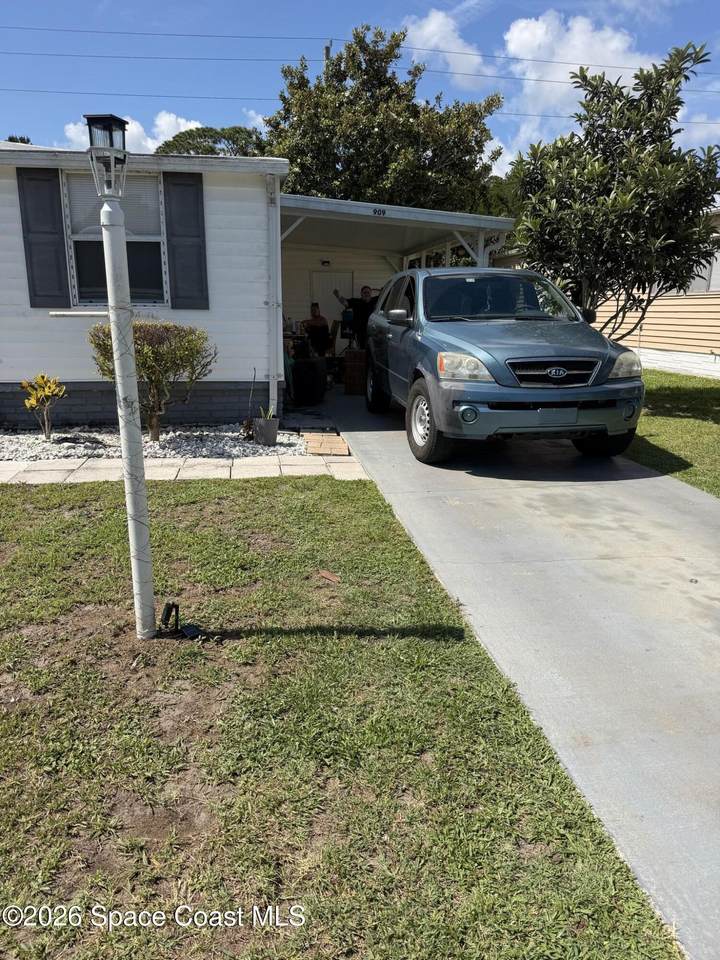 909 Vireo Drive - Photo 1
