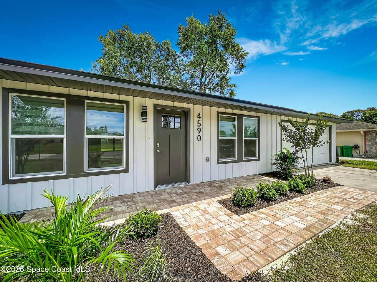 https://bt-photos.global.ssl.fastly.net/spacecoast/1280_boomver_1_1079479-2.jpg