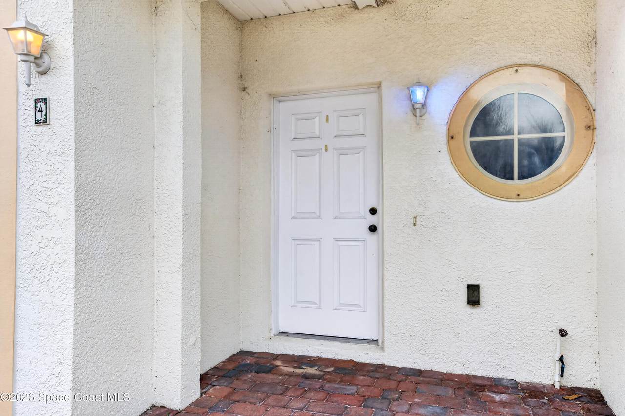 https://bt-photos.global.ssl.fastly.net/spacecoast/1280_boomver_1_1079952-2.jpg