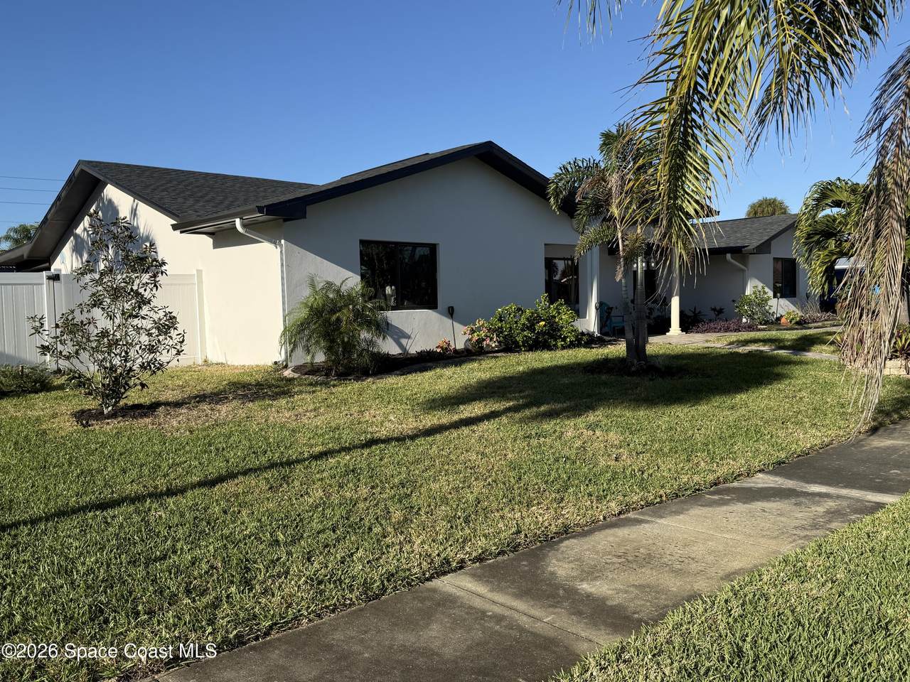 https://bt-photos.global.ssl.fastly.net/spacecoast/1280_boomver_1_1079989-2.jpg