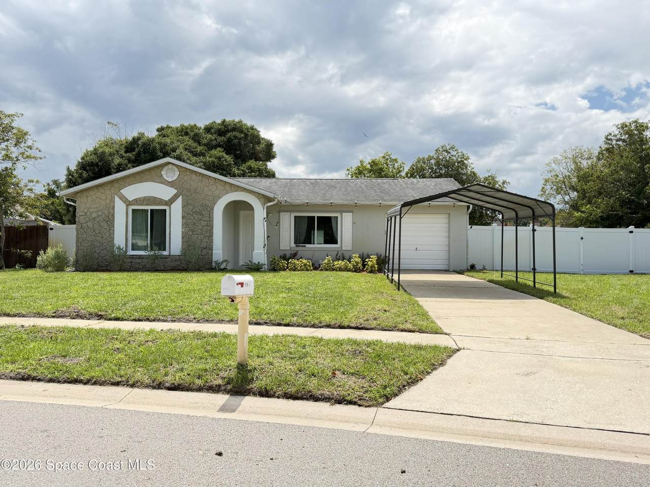 https://bt-photos.global.ssl.fastly.net/spacecoast/1280_boomver_1_1079996-2.jpg