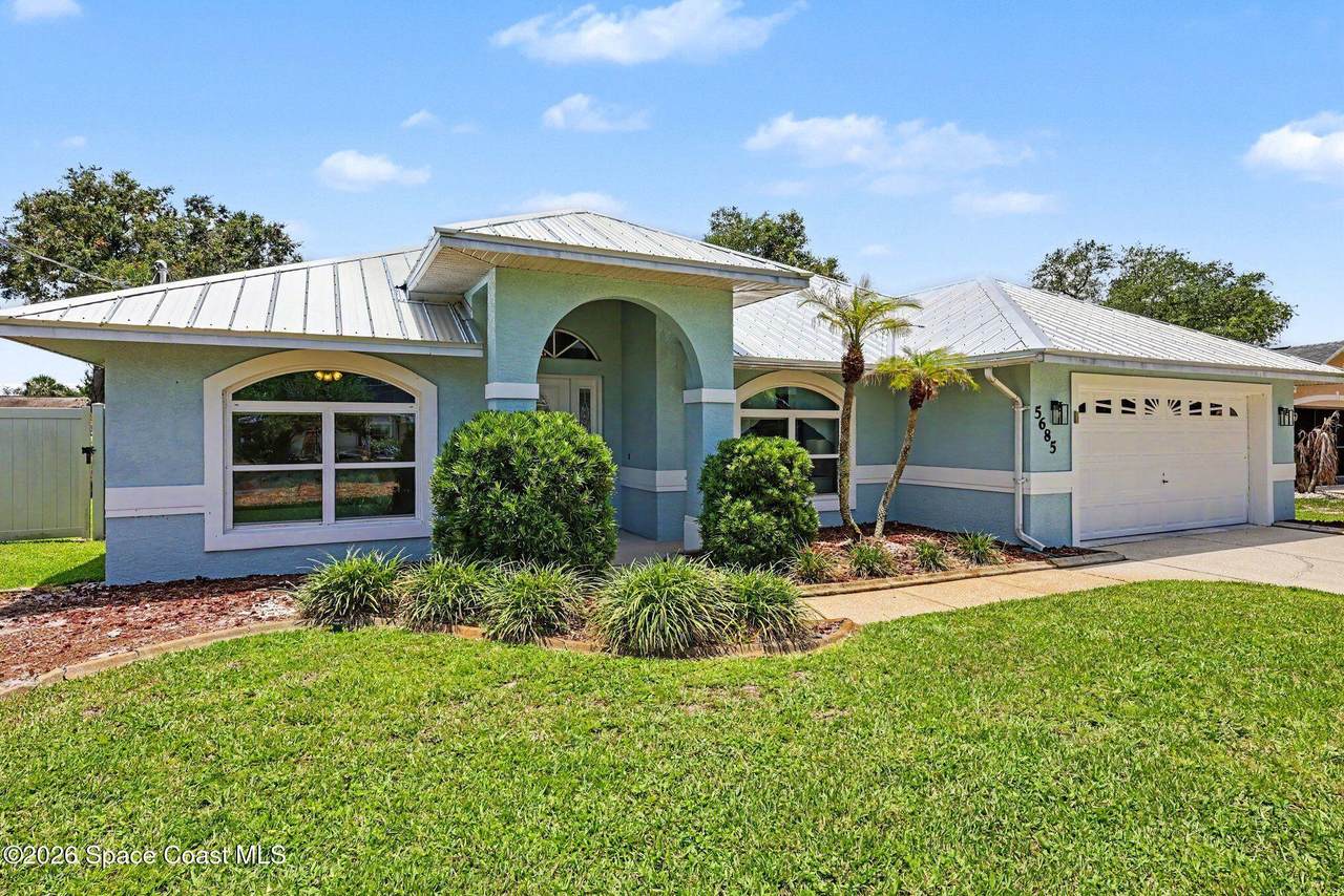 https://bt-photos.global.ssl.fastly.net/spacecoast/1280_boomver_1_1080118-2.jpg