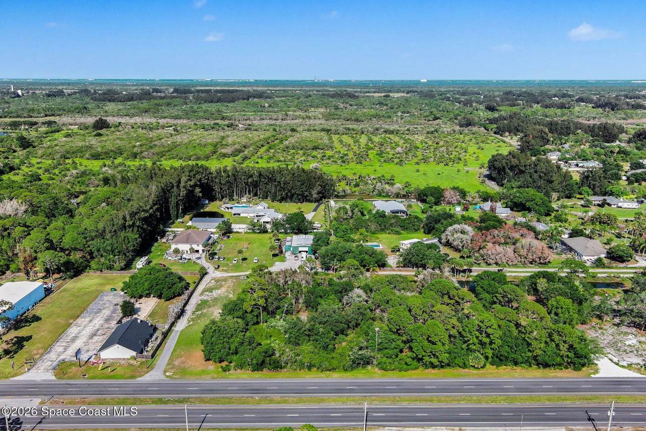 6004 Courtenay Parkway - Photo 1
