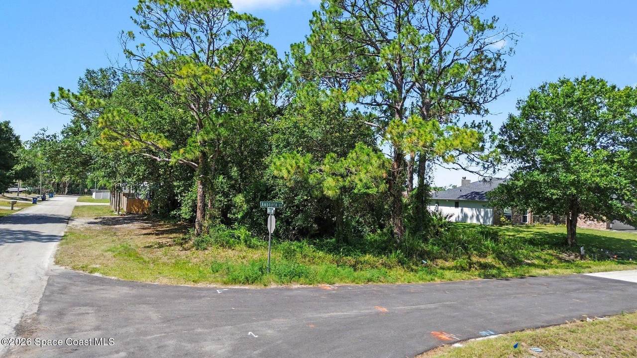 1806 Andover Street - Photo 1