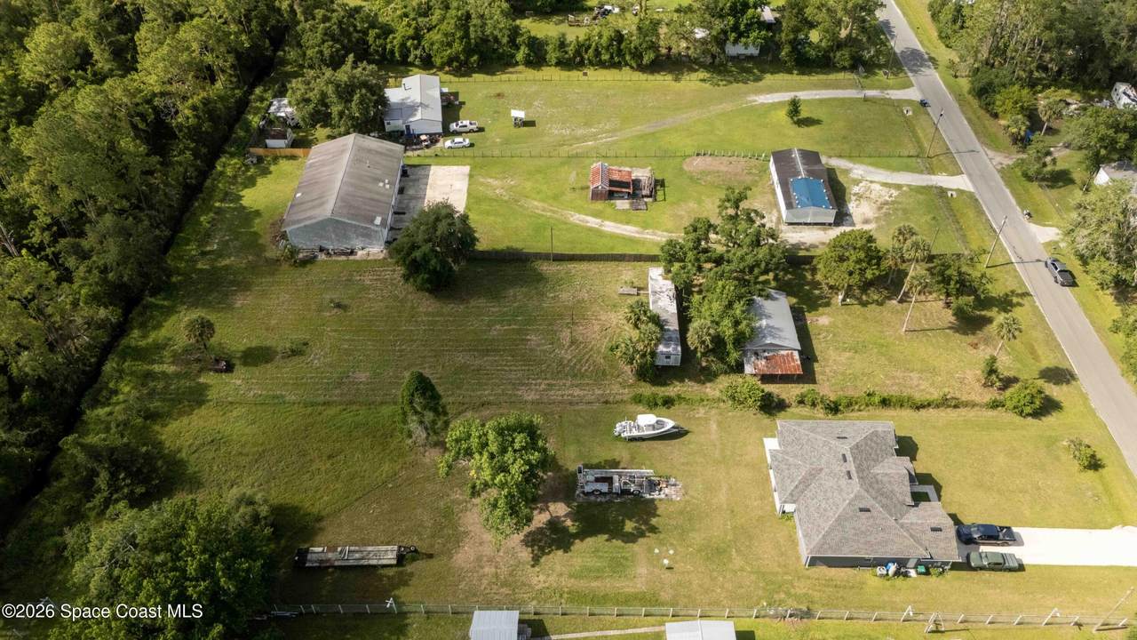 https://bt-photos.global.ssl.fastly.net/spacecoast/1280_boomver_1_1080253-2.jpg