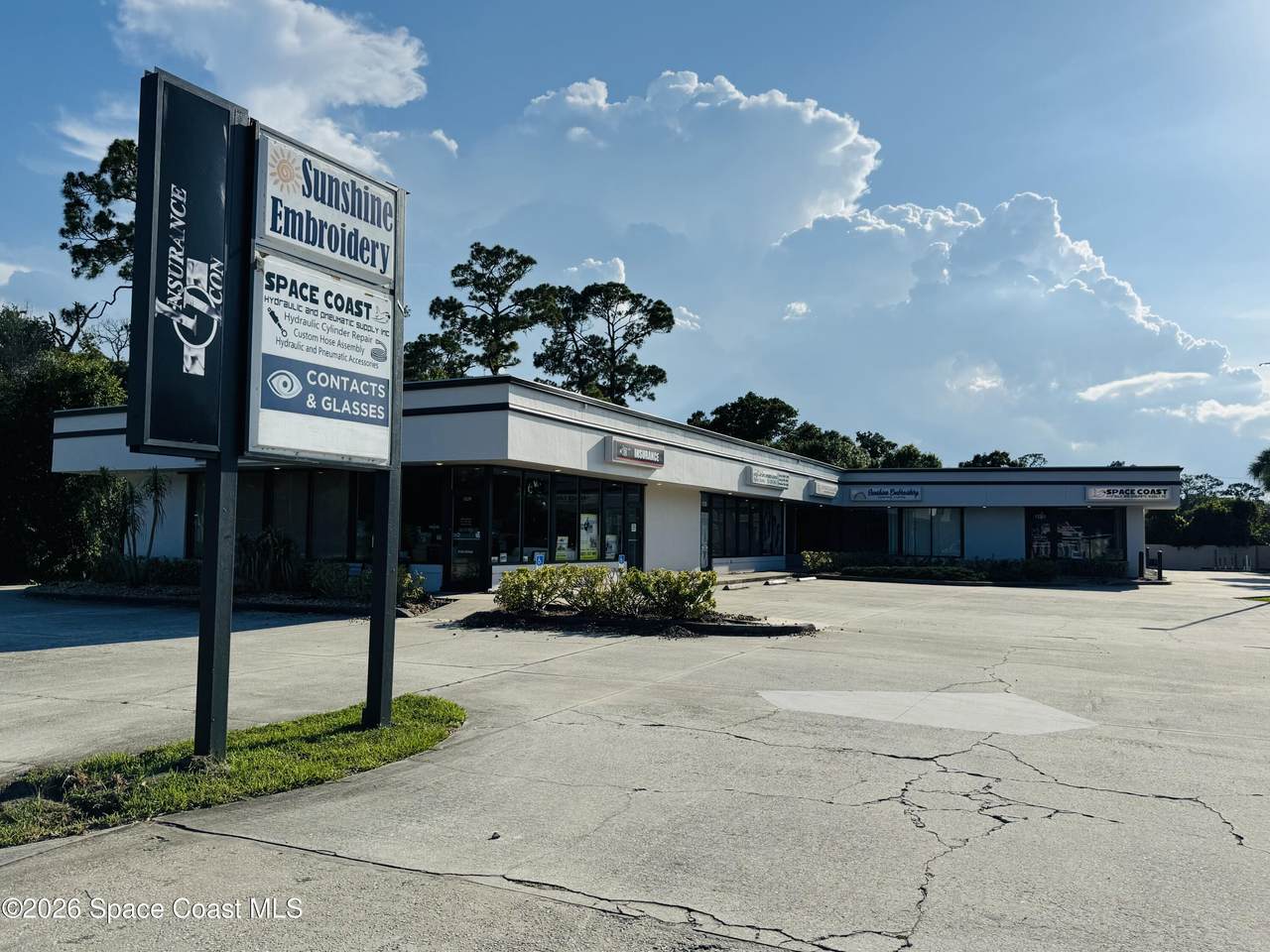 https://bt-photos.global.ssl.fastly.net/spacecoast/1280_boomver_1_1080700-2.jpg
