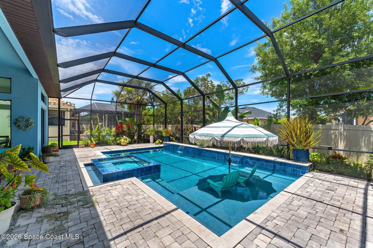https://bt-photos.global.ssl.fastly.net/spacecoast/1280_boomver_1_1080899-2.jpg