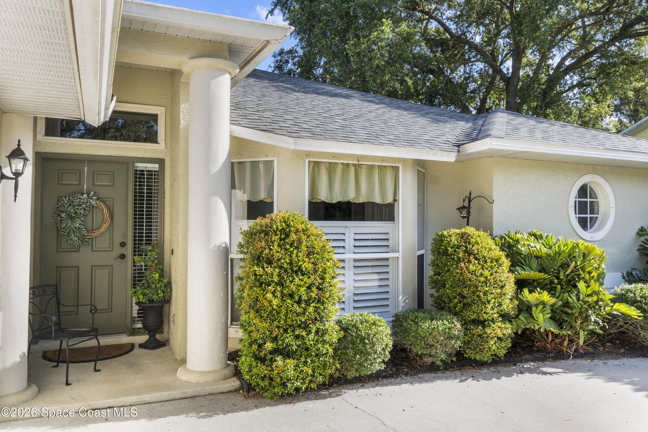 https://bt-photos.global.ssl.fastly.net/spacecoast/1280_boomver_1_1081172-2.jpg